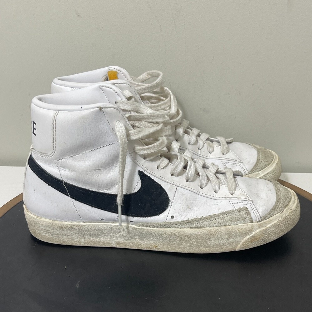 Nike Blazer Mid 77 Vintage Women Size 9 High Top White Black Leather Retro Skate
